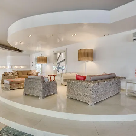 Mariver Hotel 4*