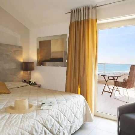 Mariver Hotel